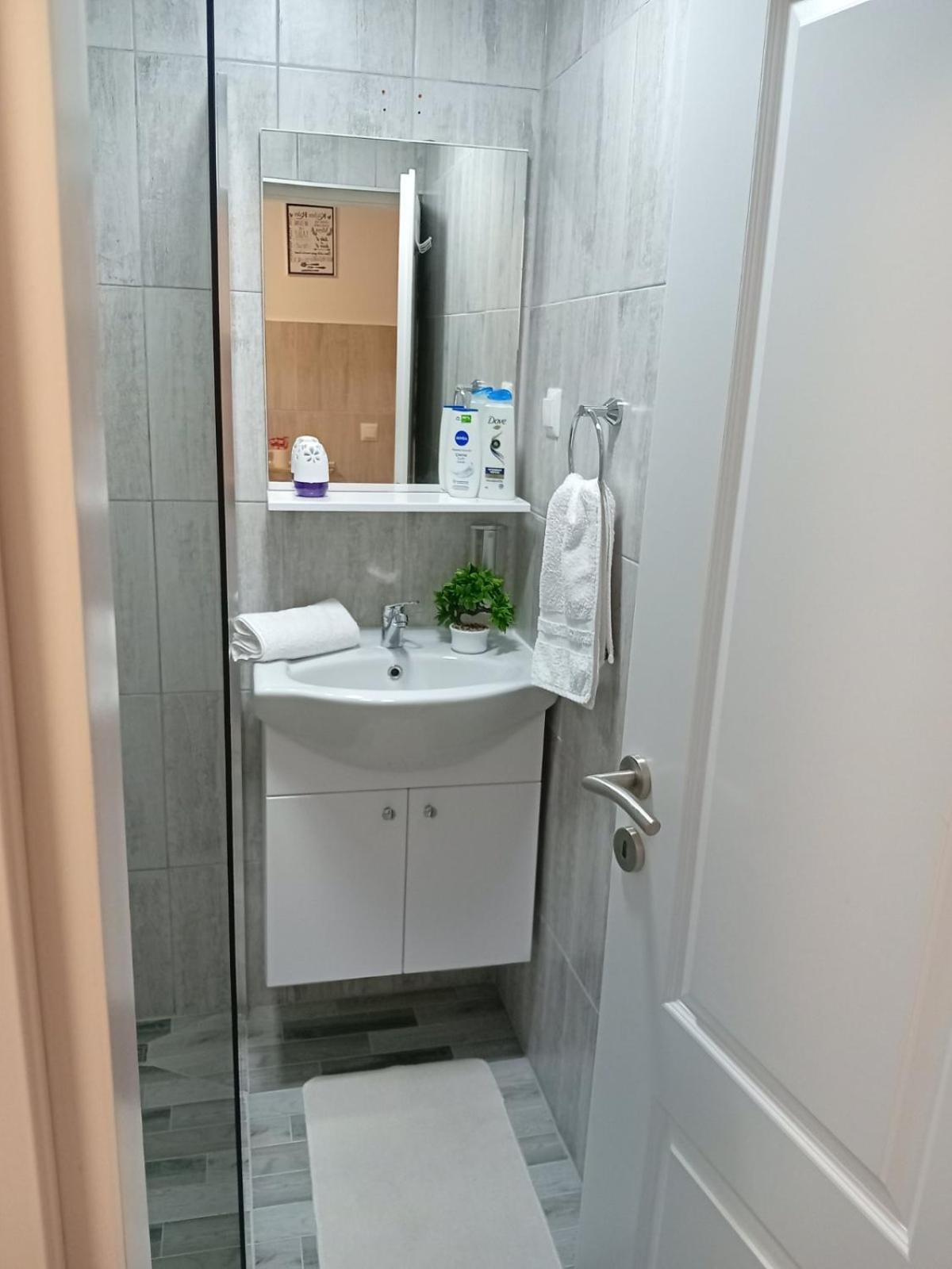 Apartman Mostar 2024 ภายนอก รูปภาพ